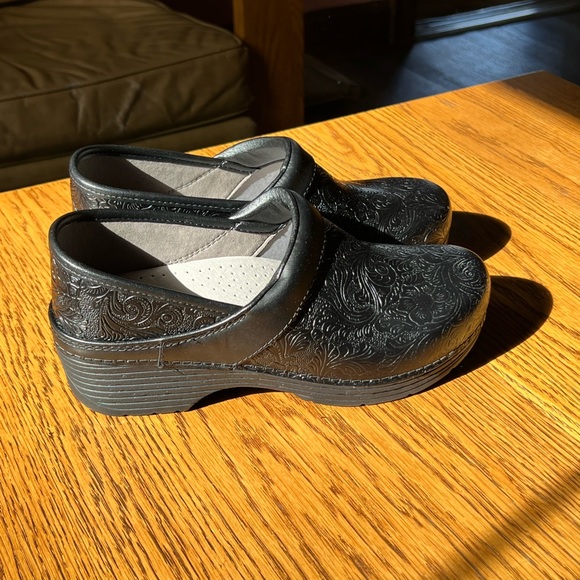 Dansko Size 37 (6.5/7) Never Worn - Picture 2 of 6
